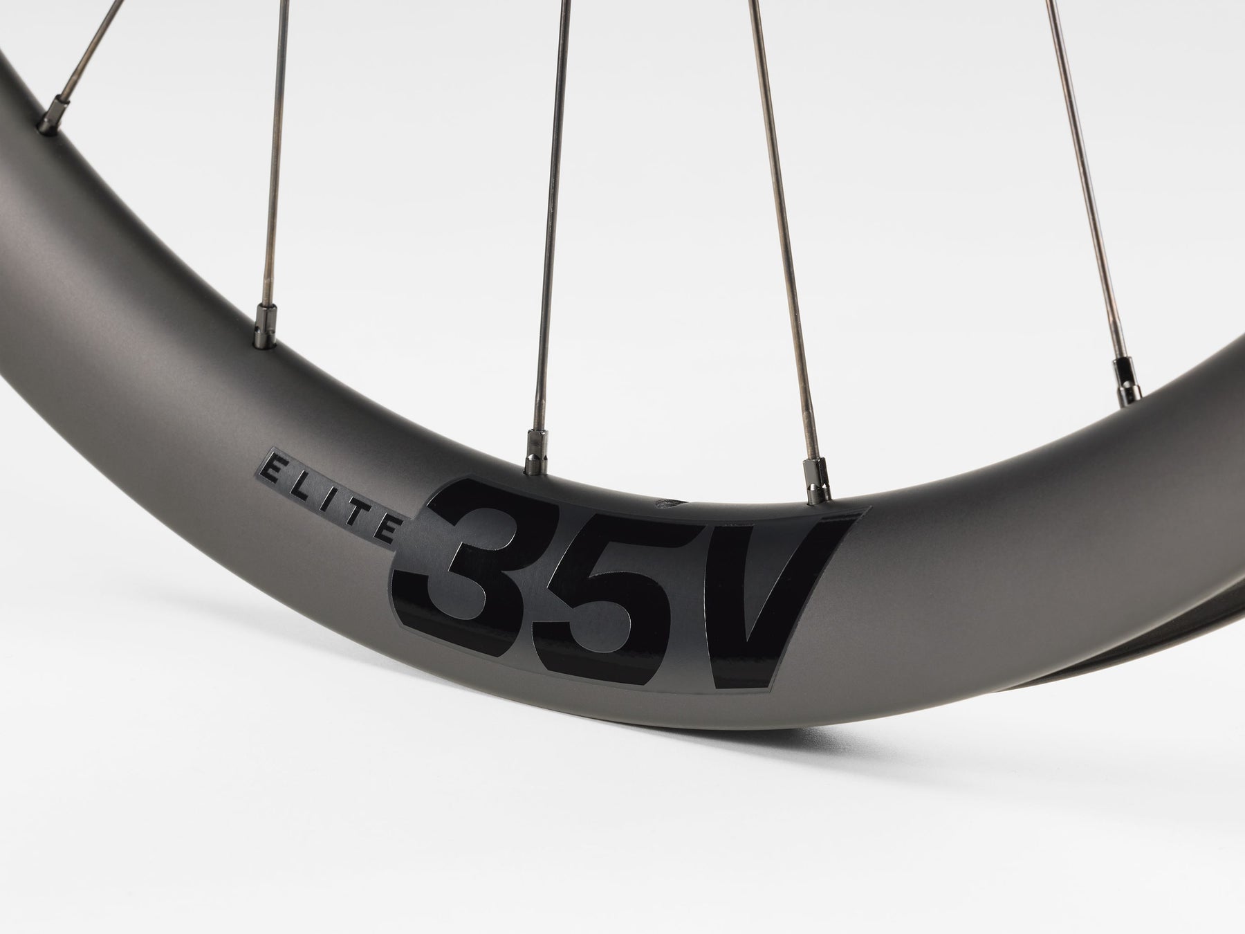 Bontrager Aeolus Elite 35v TLR Disc Road Wheel 700C Kiekko