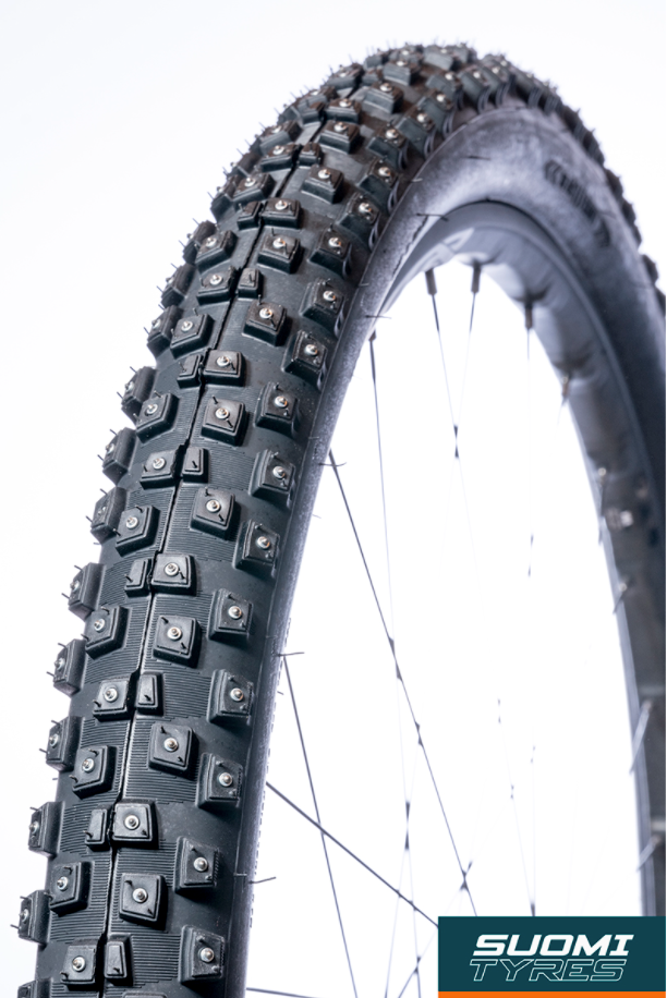 Suomi Tyres WXC Piikkisika W384 TLR 27.5x2.6 nastarengas