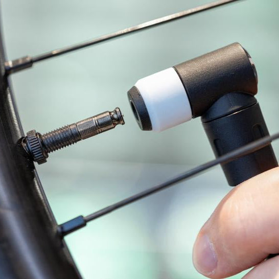 Schwalbe Clik Valve Core Kit Black Venttiilin Muutossarja