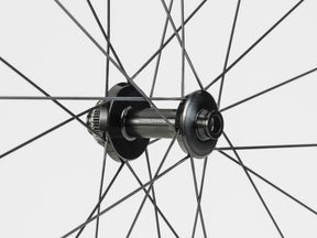 Bontrager Aeolus Rsl 37 Tlr Disc Road 700C Kiekko