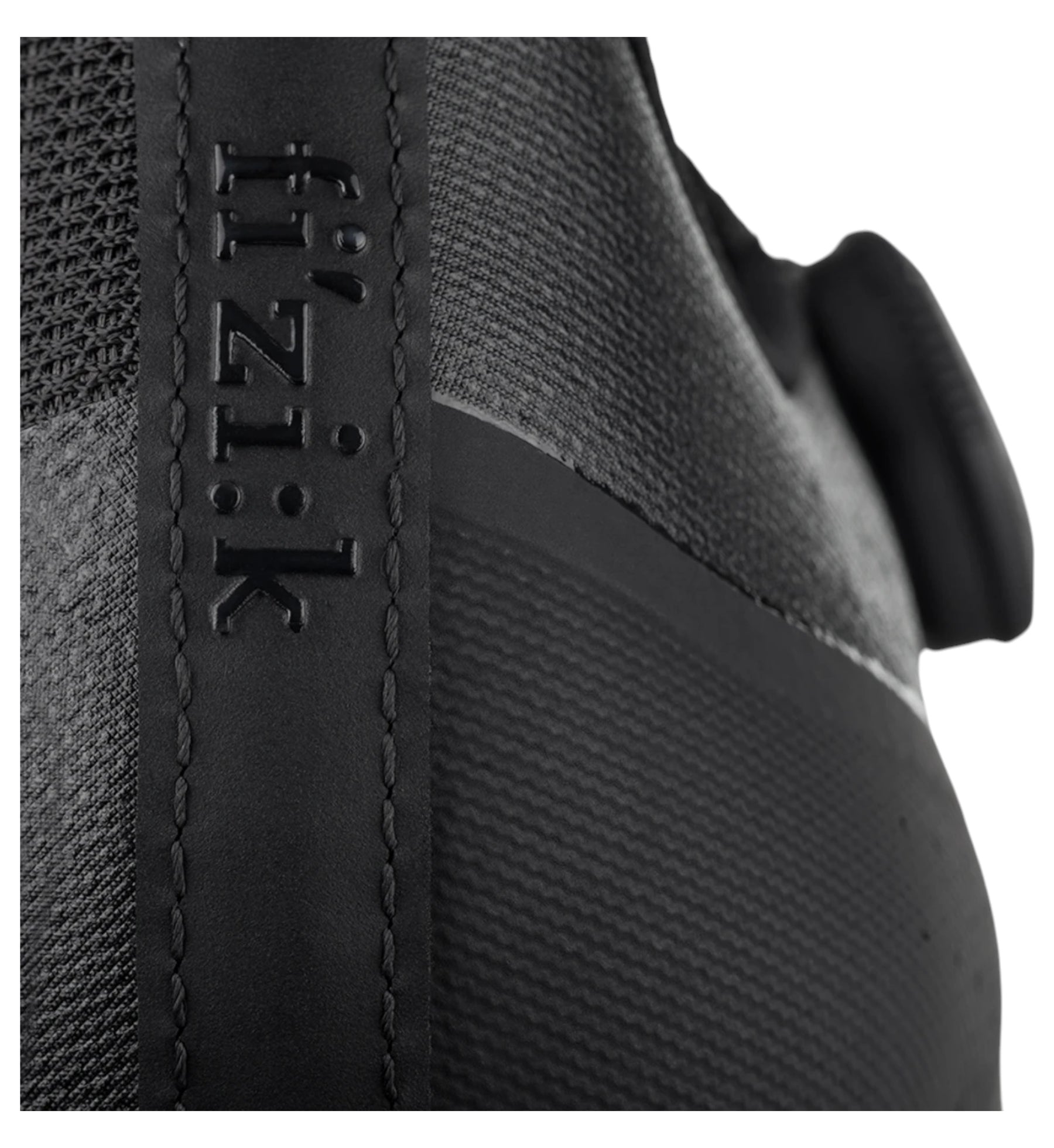 Fizik Tempo R4 Overcurve Maantiekengät