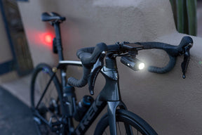 Garmin Varia Vue StVZ0 Älyvalo ja 4K-kamera