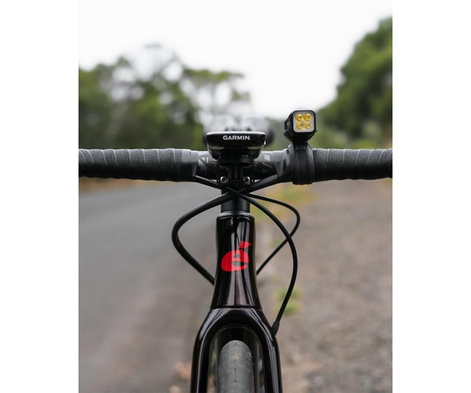Knog Blinder 900 Integrated Etuvalo