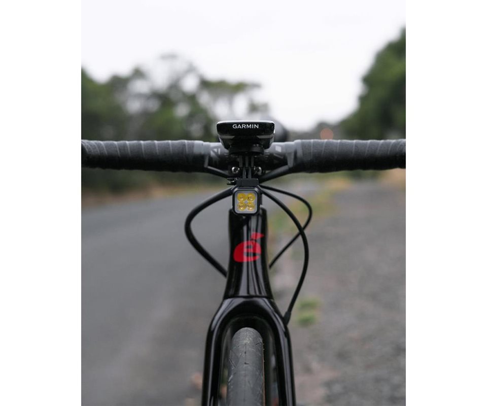 Knog Blinder 900 Integrated Etuvalo