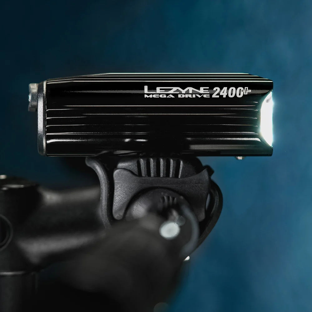 Lezyne Mega Drive 2400+ Etuvalo