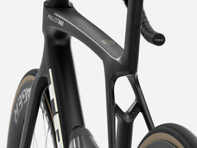 Trek Madone SLR 7 AXS Maantiepyörä