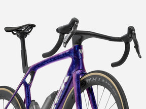 Trek Madone SLR 7 AXS Maantiepyörä