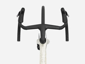 Trek Madone SLR 7 AXS Maantiepyörä