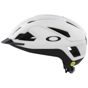 Oakley ARO 3 Allroad Kypärä