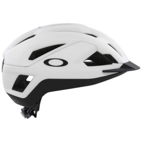 Oakley ARO 3 Allroad Kypärä
