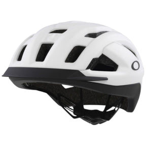 Oakley ARO 3 Allroad Kypärä