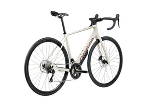 Orbea Avant H30 Maantiepyörä