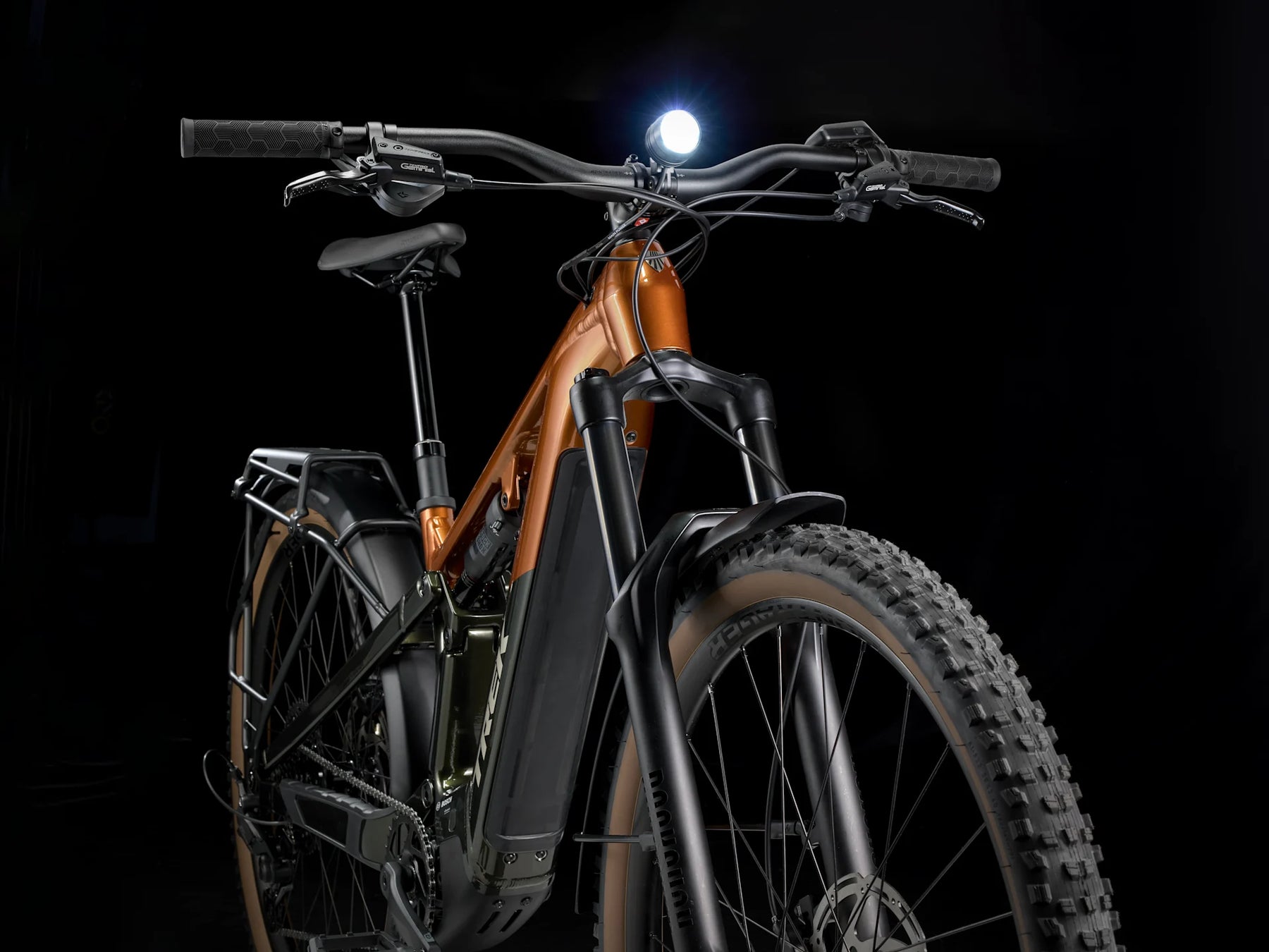 Trek Powerfly FS+ 4 Equipped Gen 4 Täysjousitettu Sähkömaastopyörä