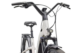 Specialized Como 4.0 Kaupunkisähköpyörä