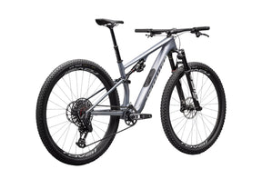 Specialized Epic 8 Pro Täysjousitettu Maastopyörä
