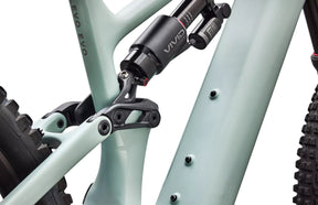 Specialized Levo 4 EVO Comp Täysjousitettu Sähkömaastopyörä