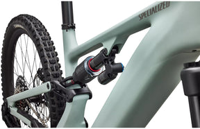 Specialized Levo 4 EVO Comp Täysjousitettu Sähkömaastopyörä