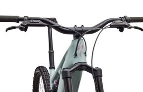 Specialized Levo 4 EVO Comp Täysjousitettu Sähkömaastopyörä
