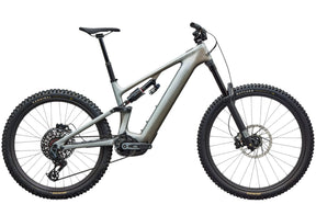 Specialized Levo 4 EVO Pro Täysjousitettu Sähkömaastopyörä