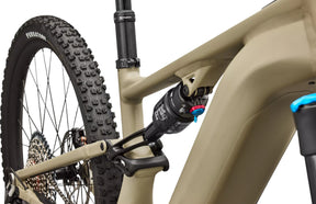 Specialized Turbo Levo R Comp Alloy Täysjousitettu Sähkömaastopyörä