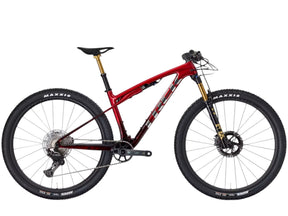Trek Supercaliber SLR 9.9 XTR Di2 Gen 2 Täysjousitettu Maastopyörä