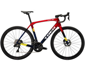 Trek Domane SLR 9 Gen 4 Maantiepyörä